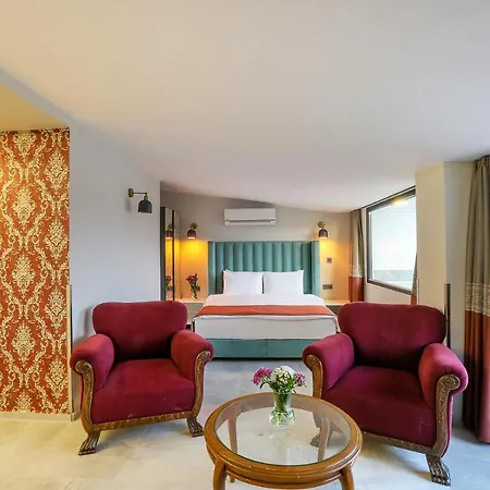 Pera Hotel