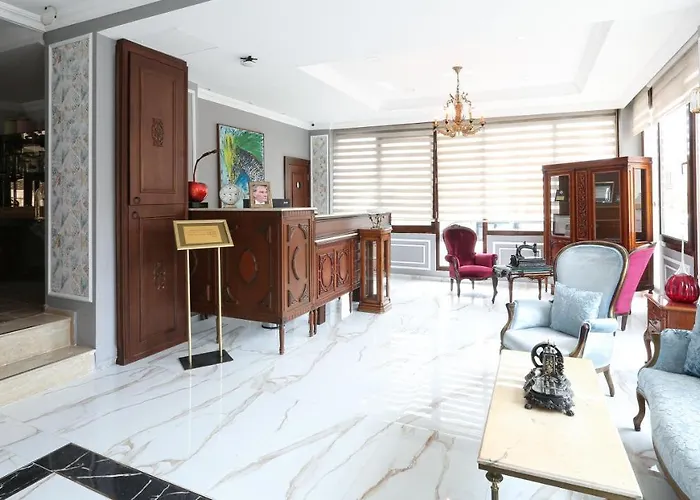 Pera Hotel
