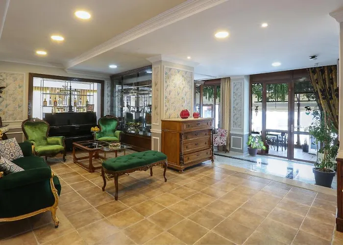 Pera Hotel
